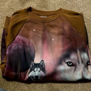 Wolf crew neck